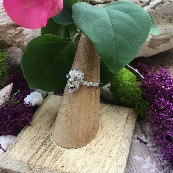 Sterling Silver Skull CZ Ring Size 8 - Picture 3 of 8
